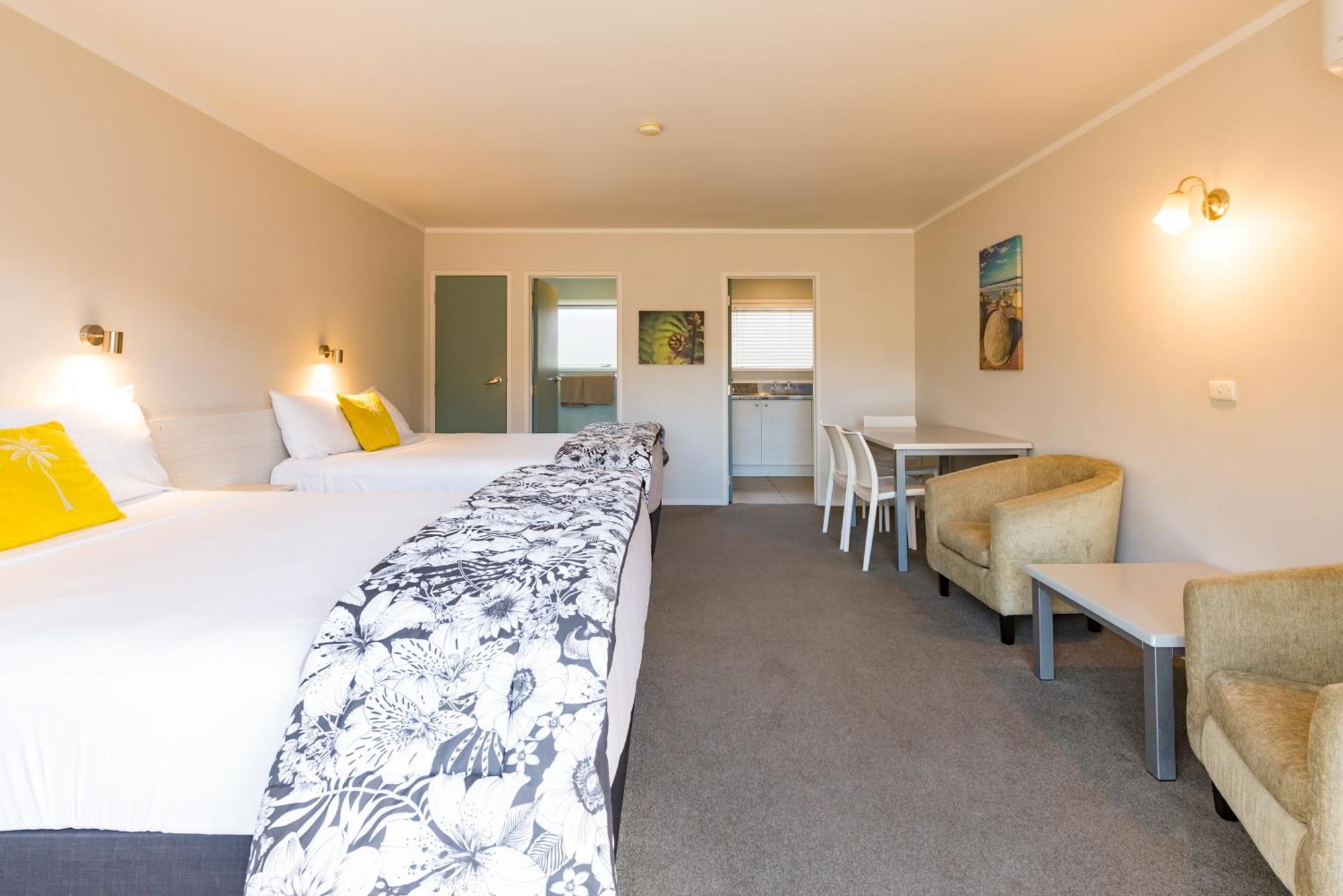 Averill Court Motel Paihia Exterior foto