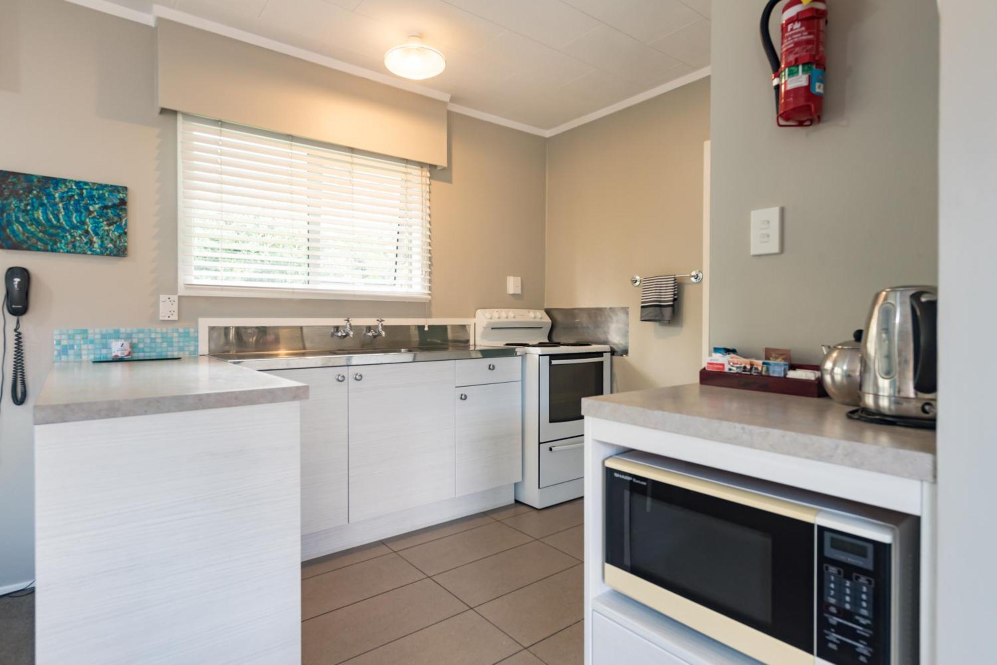 Averill Court Motel Paihia Exterior foto