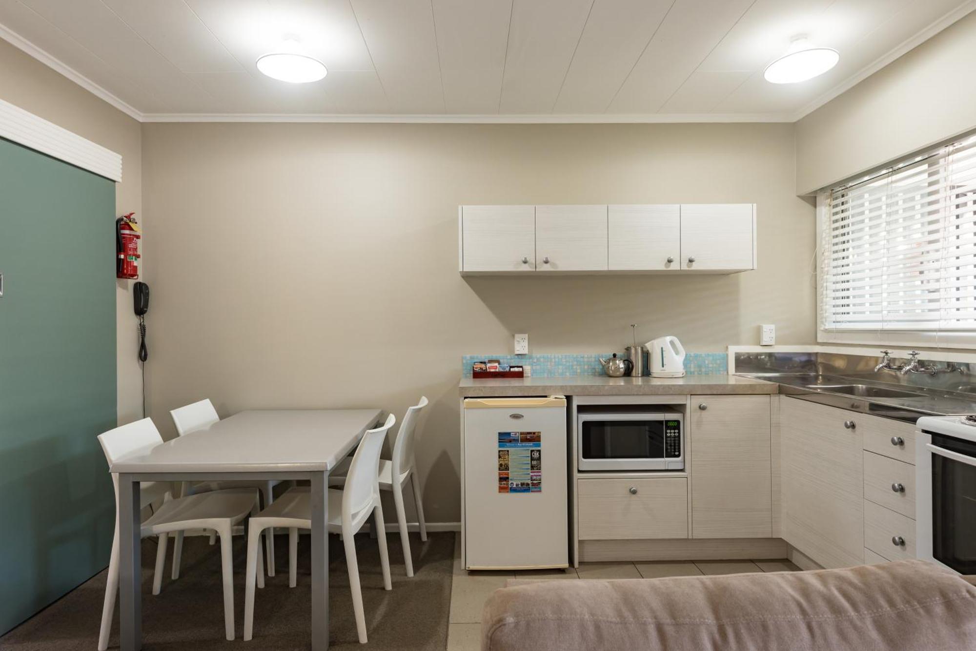 Averill Court Motel Paihia Exterior foto