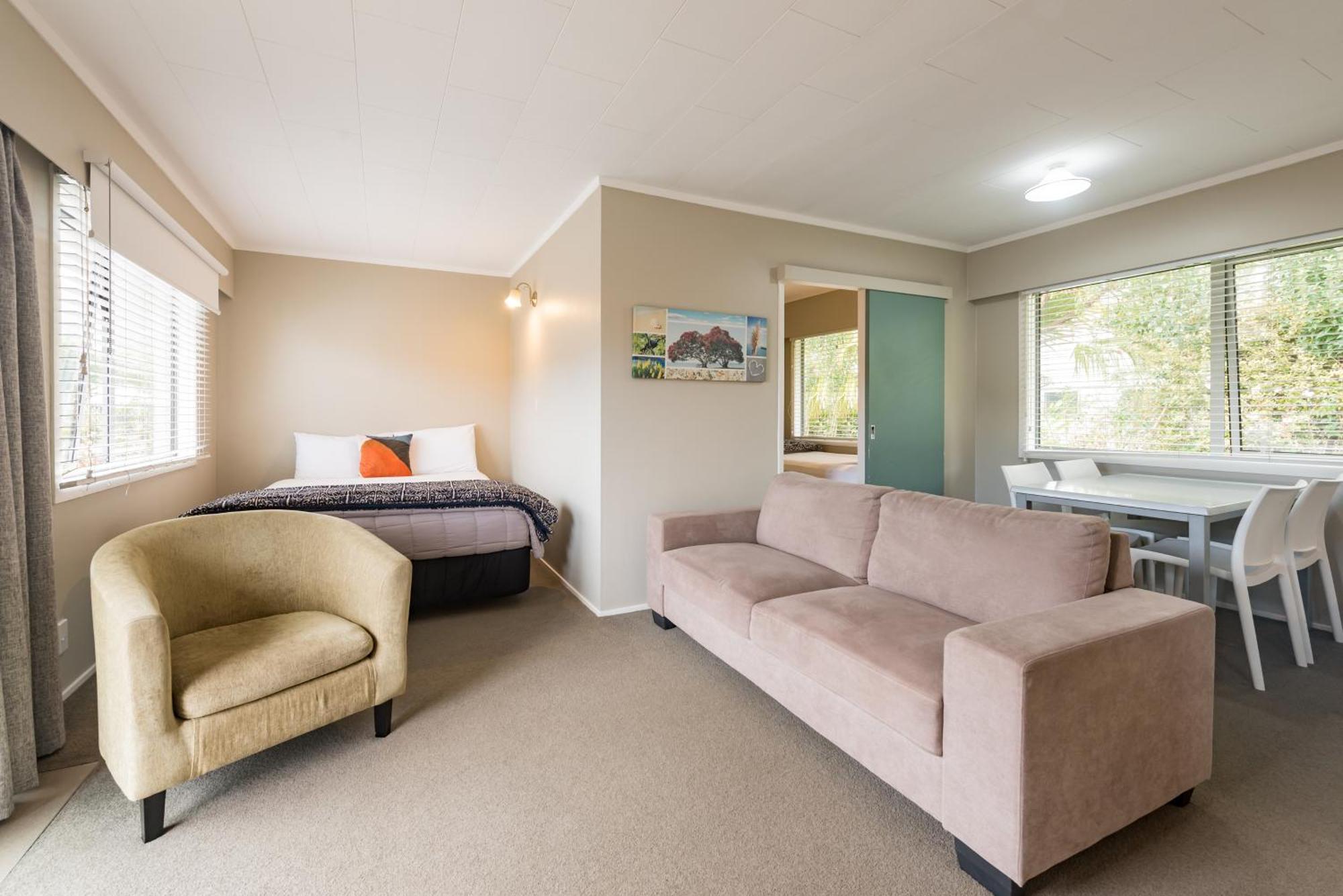 Averill Court Motel Paihia Exterior foto