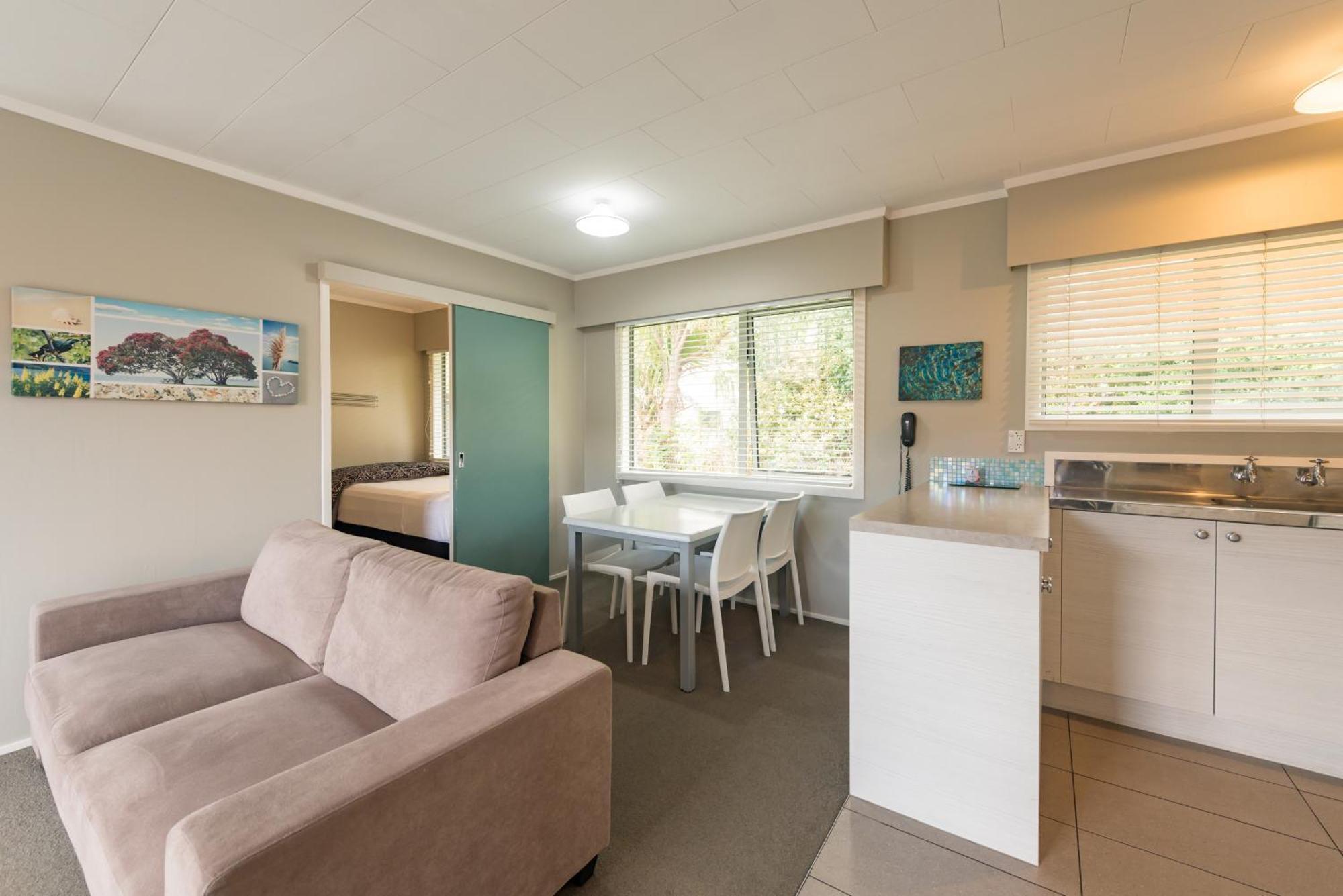 Averill Court Motel Paihia Exterior foto