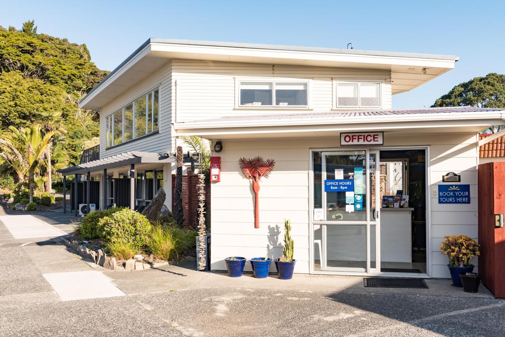Averill Court Motel Paihia Exterior foto