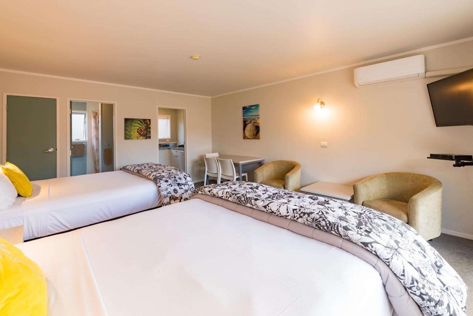 Averill Court Motel Paihia Exterior foto