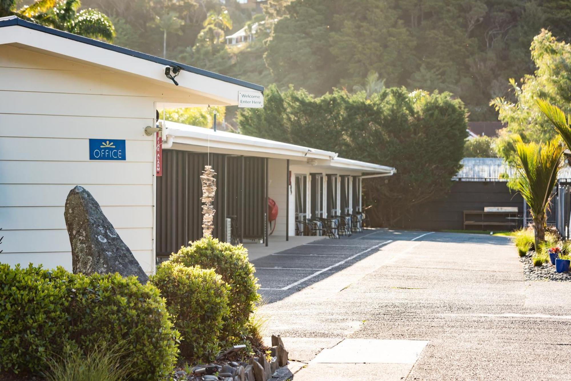 Averill Court Motel Paihia Exterior foto
